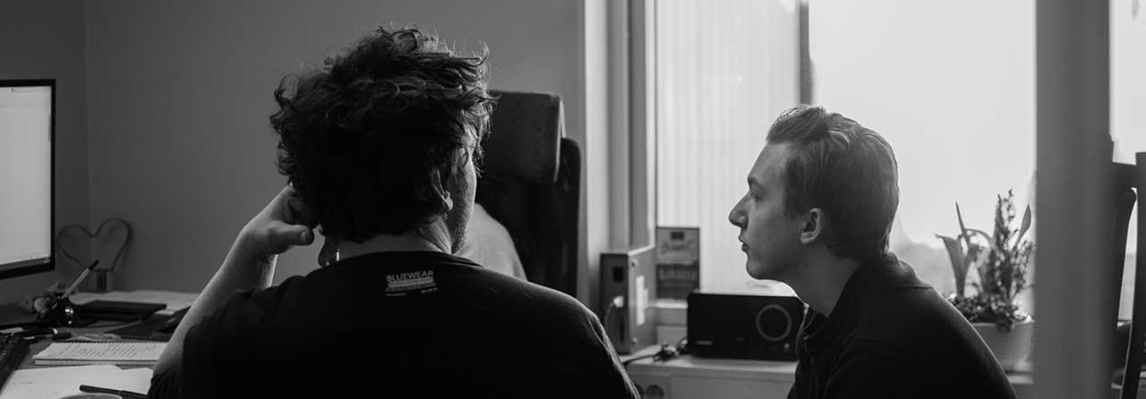 Kontakta oss på Härenviks - Härenviks - Ett helgjutet företag